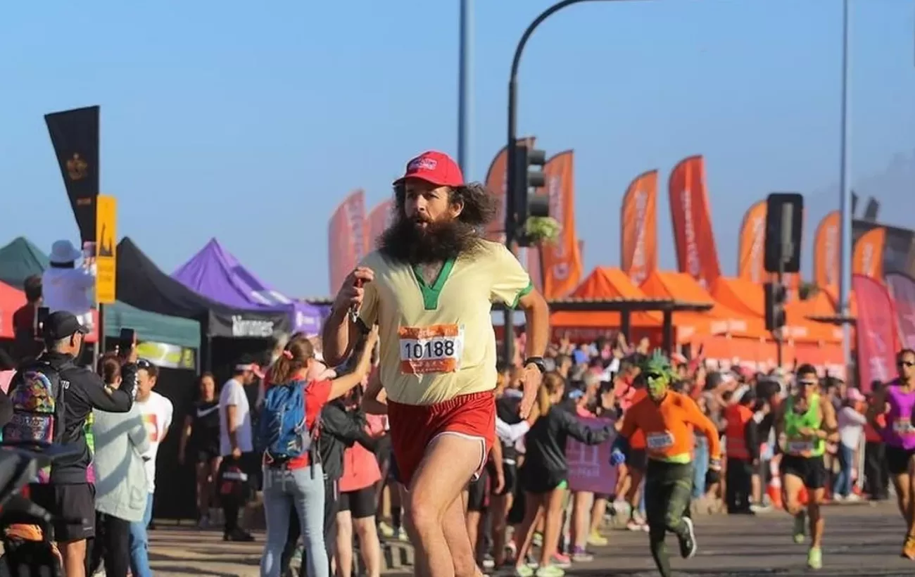 El “Forrest Gump chileno” que corre para concientizar sobre el autismo y el bullying 