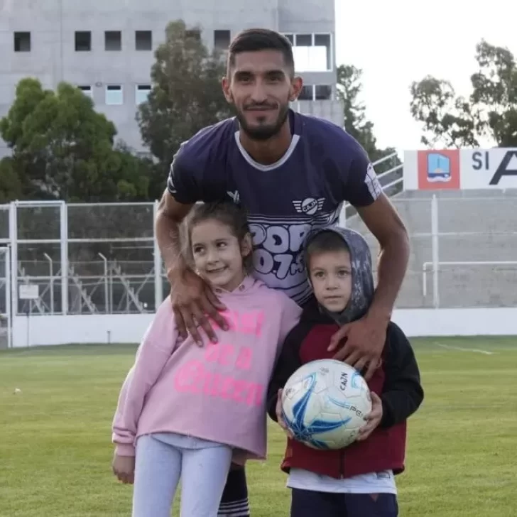 Franco Domínguez buscaba trabajo en Comodoro Rivadavia y se convirtió en el goleador de Jorge Newbery Franco Domínguez buscaba trabajo en Comodoro Rivadavia y se convirtió en el goleador de Jorge Newbery