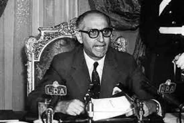 Efeméride del 23 de febrero: Arturo Frondizi gana las elecciones presidenciales en 1958