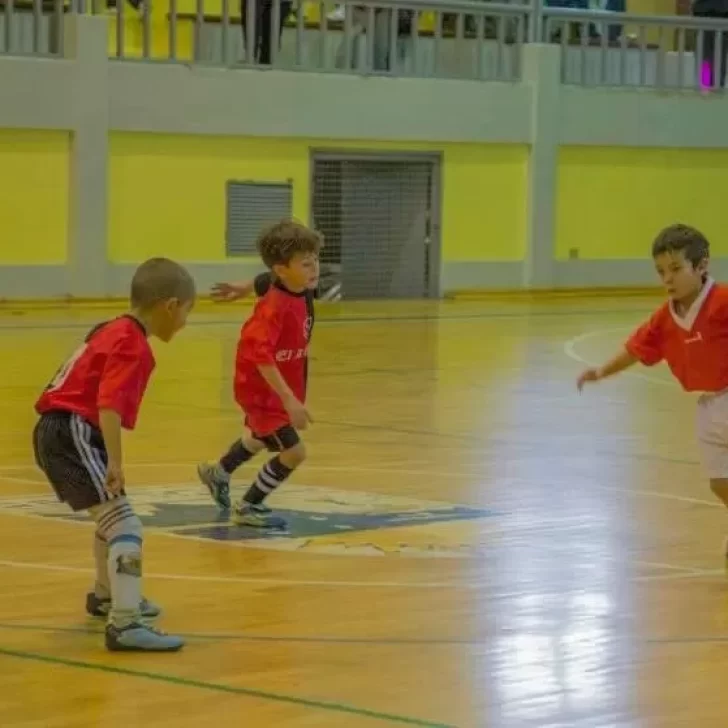 El DT de Deportivo Esperanza habló de Raúl García y Alem “Colo” Torres