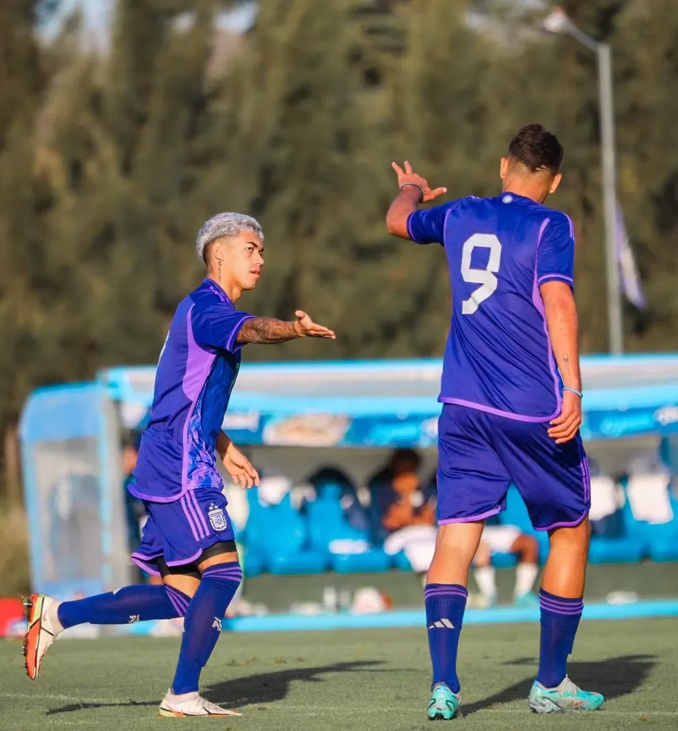 Mundial Sub 20: Juan Gauto marcó un doblete para la victoria de Argentina en el amistoso ante República Dominicana Mundial Sub 20: Juan Gauto marcó un doblete para la victoria de Argentina en el amistoso ante República Dominicana