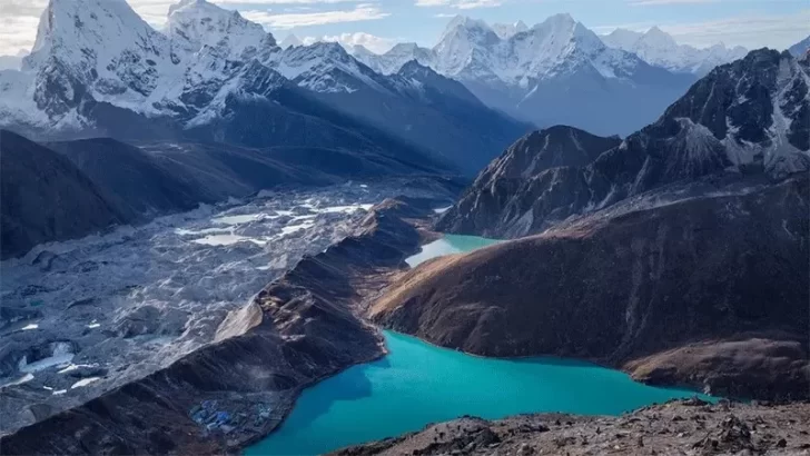El mayor glaciar del Everest se está derritiendo a causa del cambio climático