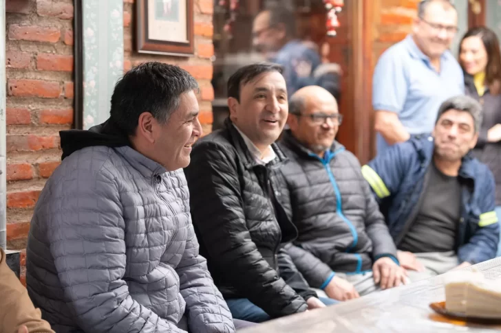 Pablo Grasso y Javier Castro se reunieron con vecinos de Río Gallegos
