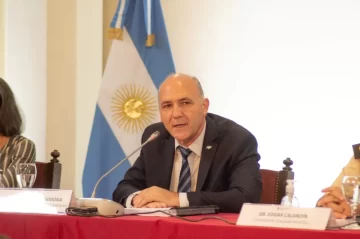 Guillermo Carmona: “Milei actúa como Galtieri, utiliza Malvinas para disimular los problemas económicos y sociales” Guillermo Carmona: “Milei actúa como Galtieri, utiliza Malvinas para disimular los problemas económicos y sociales”