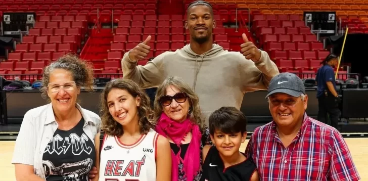 Uno de los mejores jugadores de la NBA le cumplió el sueño a un niño de Chubut