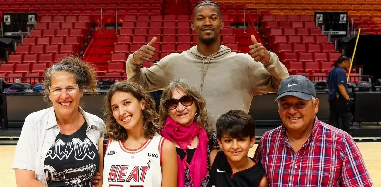 Uno de los mejores jugadores de la NBA le cumplió el sueño a un niño de Chubut