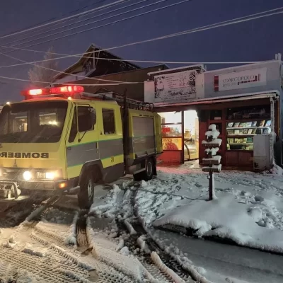Incendio en una panadería: se sobrecalentó el cableado de un horno y terminó en llamas