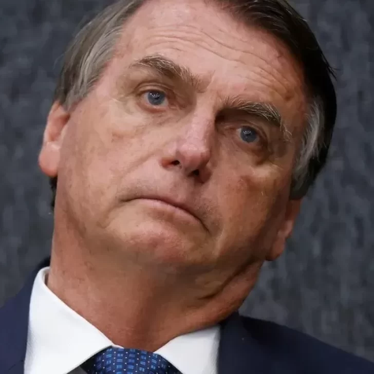 Un hacker confesó que Bolsonaro le ordenó cometer fraude en elecciones: “Me prometió el indulto”