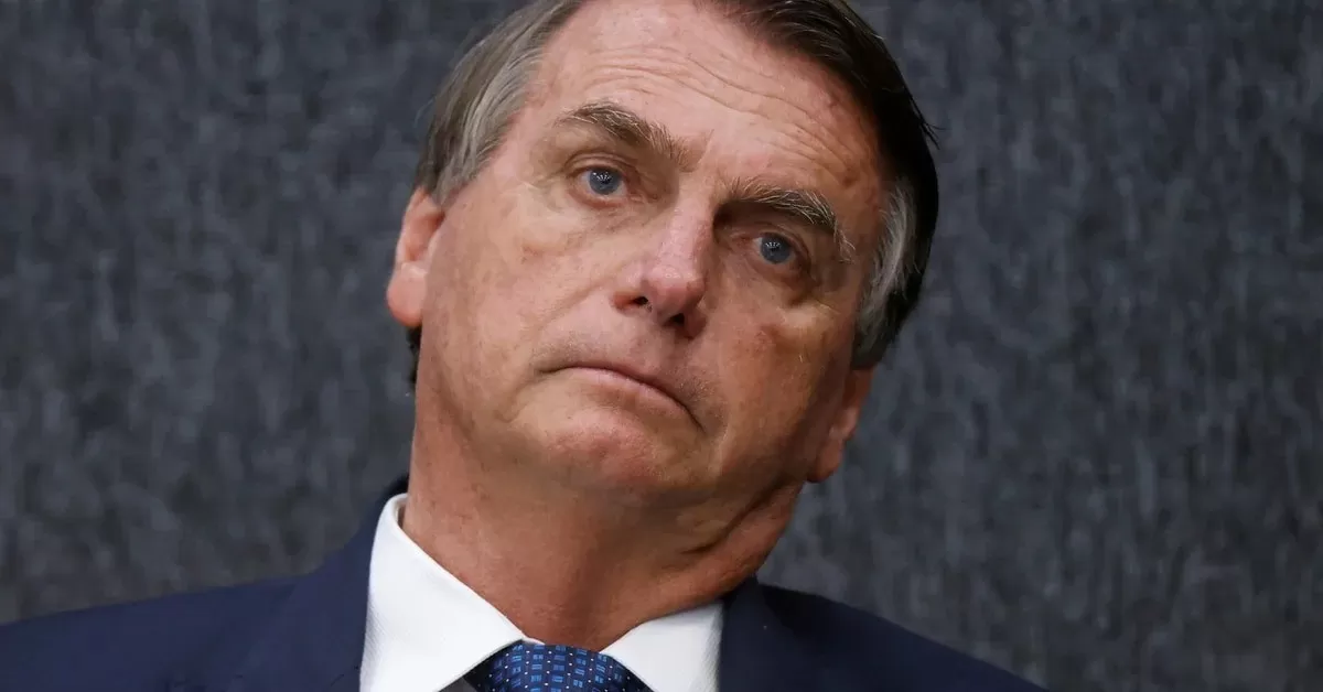 Un hacker confesó que Bolsonaro le ordenó cometer fraude en elecciones: “Me prometió el indulto”