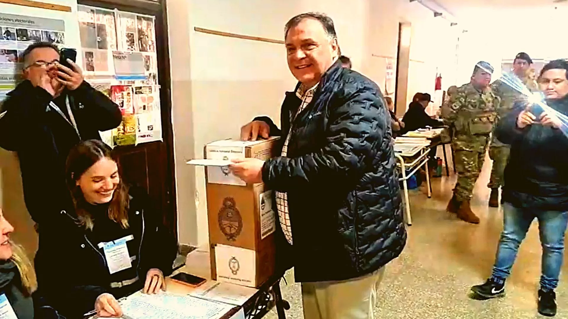 Votó Javier Belloni: “Hay que esperar los resultados y que la gente defina”