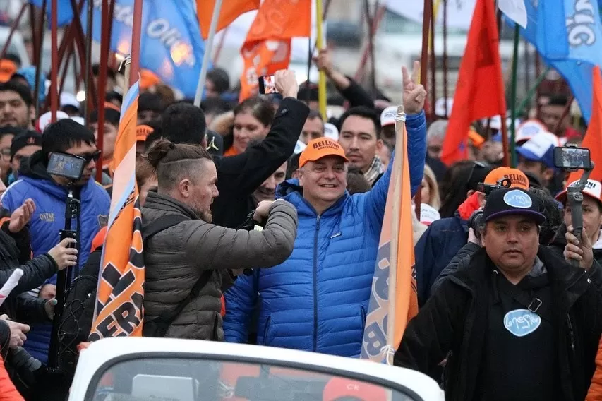 Javier Belloni y Fernando Cotillo cerraron su campaña en zona norte acompañados de una multitud