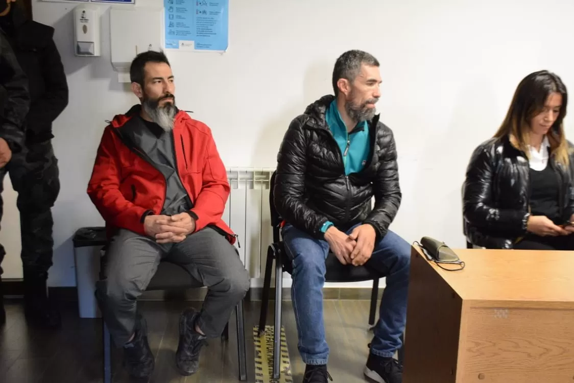 Juicio por la muerte del bombero Ceballos: Se dictó prisión en suspenso y más de 8 años de inhabilitación a los acusados Juicio por la muerte del bombero Ceballos: Se dictó prisión en suspenso y más de 8 años de inhabilitación a los acusados