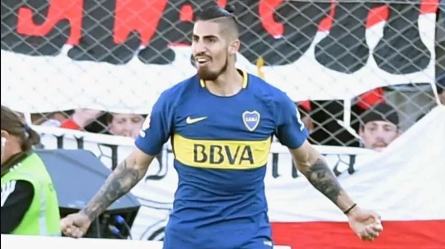 Detuvieron al ex jugador de Boca, Junior Benítez, por violencia de genero: también agredió a la policía Detuvieron al ex jugador de Boca, Junior Benítez, por violencia de genero: también agredió a la policía