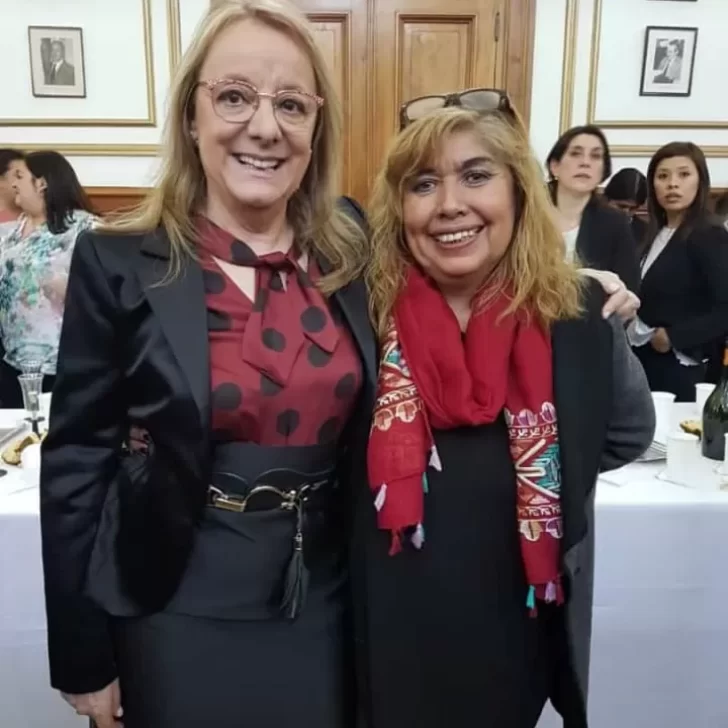 Murió “Katy” Mansilla, la militante que empezó con Néstor en el Ateneo y acompañó a Alicia hasta sus últimos días Murió “Katy” Mansilla, la militante que empezó con Néstor en el Ateneo y acompañó a Alicia hasta sus últimos días