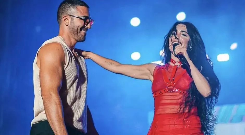 Video. El beso entre Lali y Miguel Ángel Silvestre que revolucionó las redes