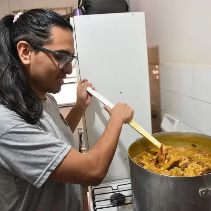 Locro Patagónico para el 1 de Mayo: un joven santacruceño deslumbra en Córdoba con su receta