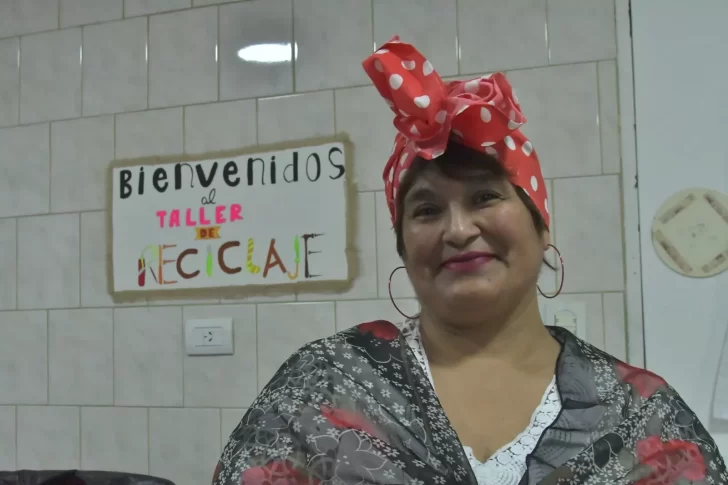 Soñar como hobby: el taller de reciclado para adultos mayores en el CIC Fátima de Río Gallegos