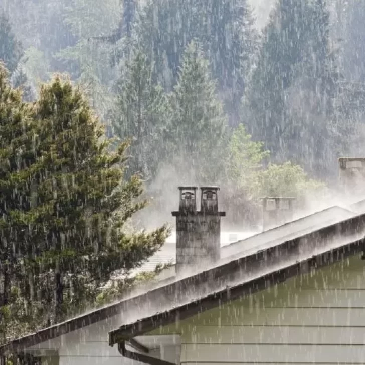 Alerta naranja por lluvias en la Comarca Andina: ¿Alivio para los incendios forestales?