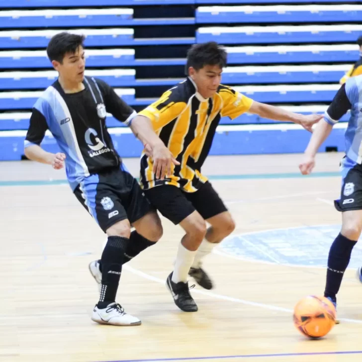 Futsal: Opción Joven y Alumni Naranja, los líderes de Río Gallegos, se enfrentan en el Jorge Nicolai