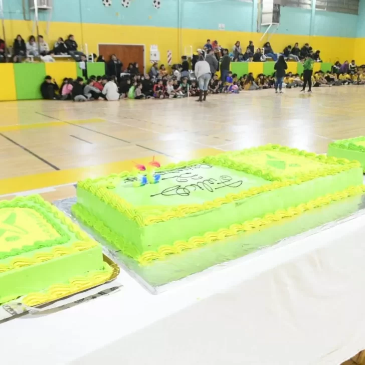 Emoción y festejo en Río Gallegos por el 32° aniversario del gimnasio “Lucho” Fernández