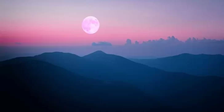 Luna Rosa 2022: cómo afectará a cada signo