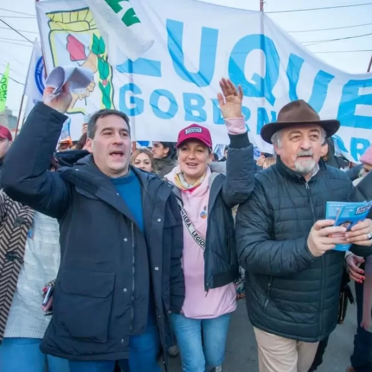 Luque, Macharashvili y Sampaoli recorrieron los barrios altos de Comodoro Rivadavia