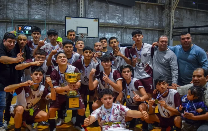 Nacional de Clubes: Lanús Jr. de Caleta Olivia venció a Universitario y es campeón de C15