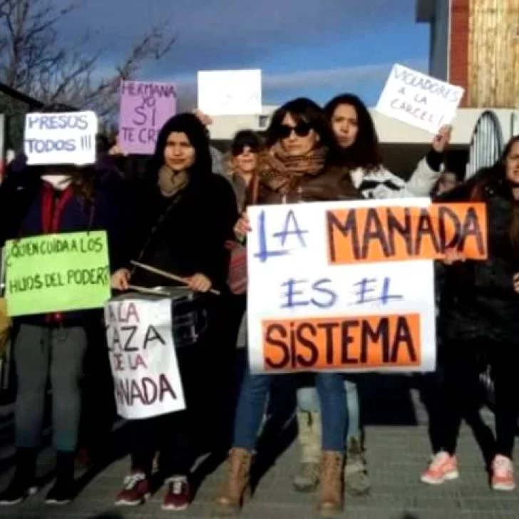 Comienza el juicio a la manada de Chubut: “La víctima se tuvo que exiliar por la violencia social”