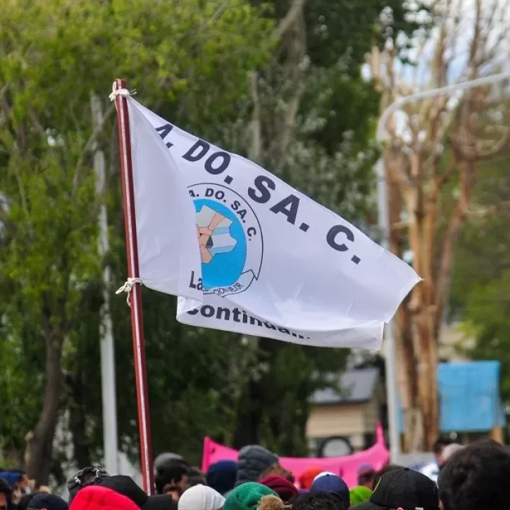 ADOSAC adhirió al paro nacional docente de este miércoles y movilizará en Santa Cruz