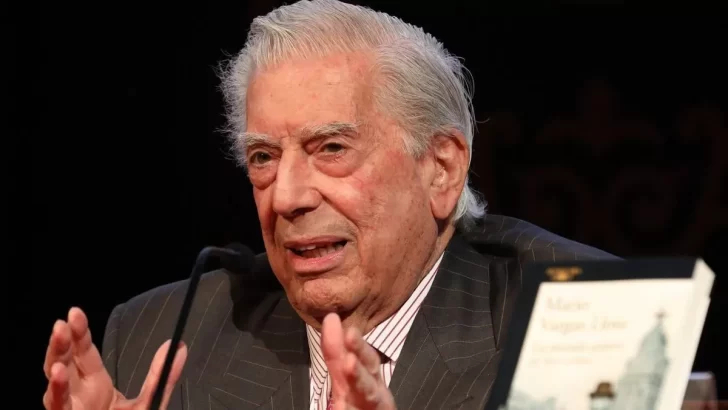 Dieron por muerto a Mario Vargas Llosa de un infarto al corazón pero era falso