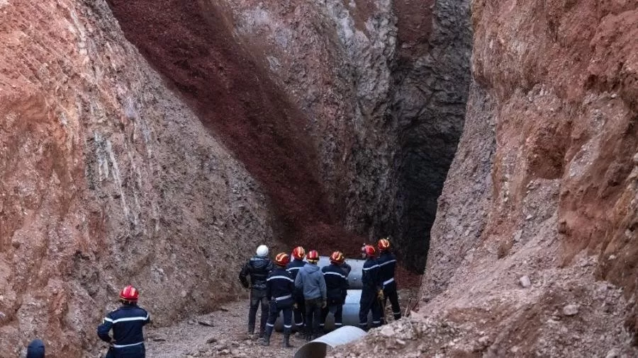 Marruecos: horas desesperantes para salvar a Rayan, el nene de 5 años que cayó a un pozo de 32 metros Marruecos: horas desesperantes para salvar a Rayan, el nene de 5 años que cayó a un pozo de 32 metros