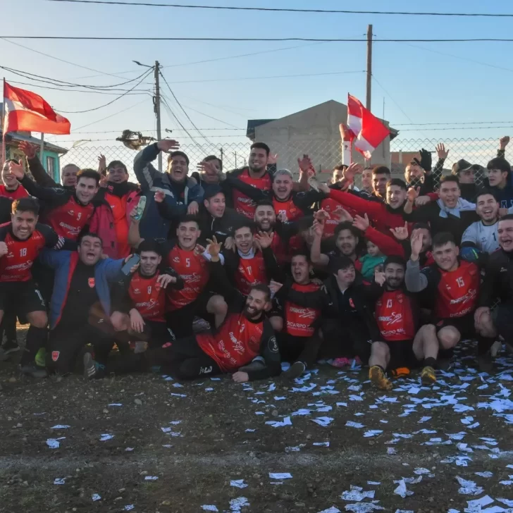 Cómo fue la goleada de Martín Güemes para su vuelta a Primera en la Liga de los barrios