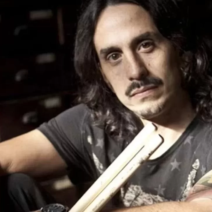 Falleció Martín Carrizo, reconocido baterista y hermano de la conductora infantil “Caramelito”