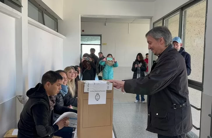 Elecciones 2023: votó Máximo Kirchner en La Plata