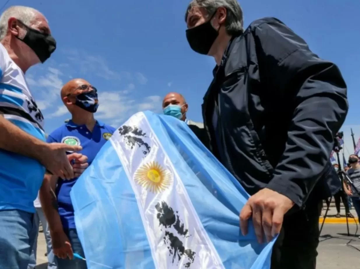 Máximo Kirchner presentó un proyecto de ley para la atención médica a veteranos de Malvinas Máximo Kirchner presentó un proyecto de ley para la atención médica a veteranos de Malvinas