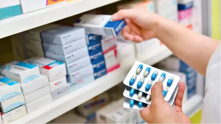 El gobierno anunció que congelarán precios de medicamentos hasta fines de octubre