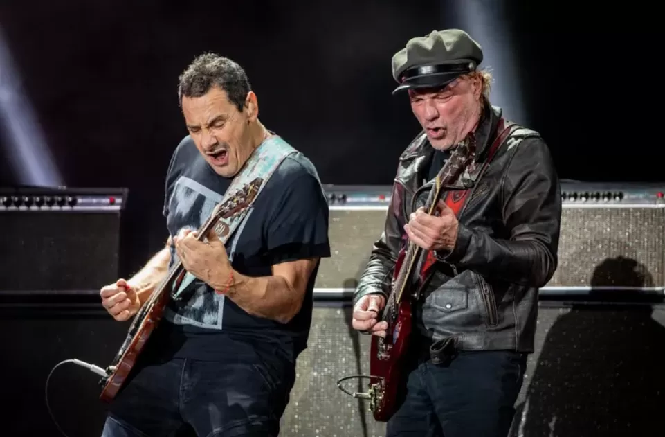Video. Divididos celebró sus 35 años e invitó a La Renga en “un acto de Justicia”
