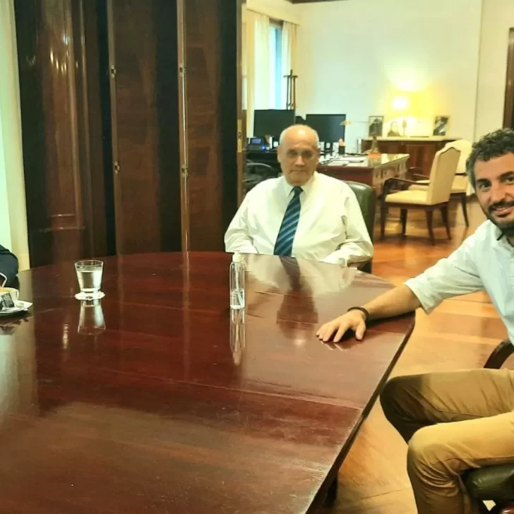 El síndico Carlos Montero se reunió con el secretario de Comunicación Juan Ross El síndico Carlos Montero se reunió con el secretario de Comunicación Juan Ross