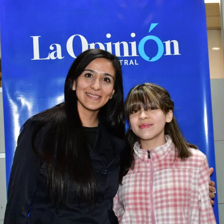 Morena Villar, abanderada y ganadora del premio “Imparables” Morena Villar, abanderada y ganadora del premio “Imparables”