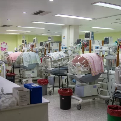 “Hay que tener pasión y una llama interna”: el trabajo y el amor con los recién nacidos del hospital de Río Gallegos