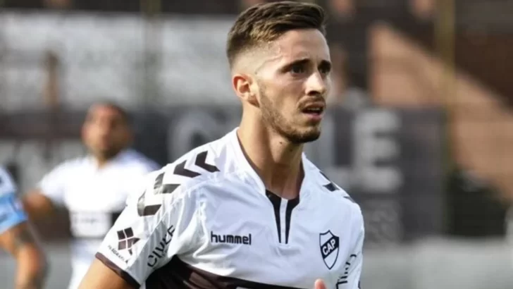 El jugador de Platense, Nicolás Morgantini, se encuentra internado luego de sufrir una salvaje agresión