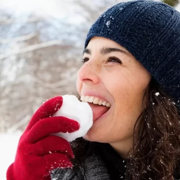 Punto final a un mito invernal: ¿se puede comer nieve?