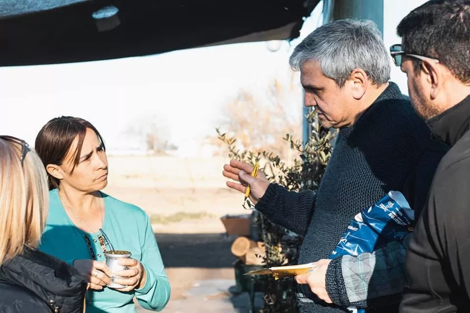 Salliqueló, el pueblo que se convulsionó con el Gasoducto Néstor Kirchner: “De nada servía Vaca Muerta si no podíamos distribuir el gas” Salliqueló, el pueblo que se convulsionó con el Gasoducto Néstor Kirchner: “De nada servía Vaca Muerta si no podíamos distribuir el gas”