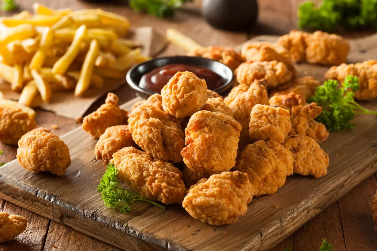 ¿Cómo hacer nuggets de pollo caseros?