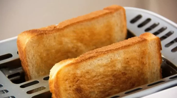 Cómo se hace el pan lactal: la receta más fácil para el desayuno