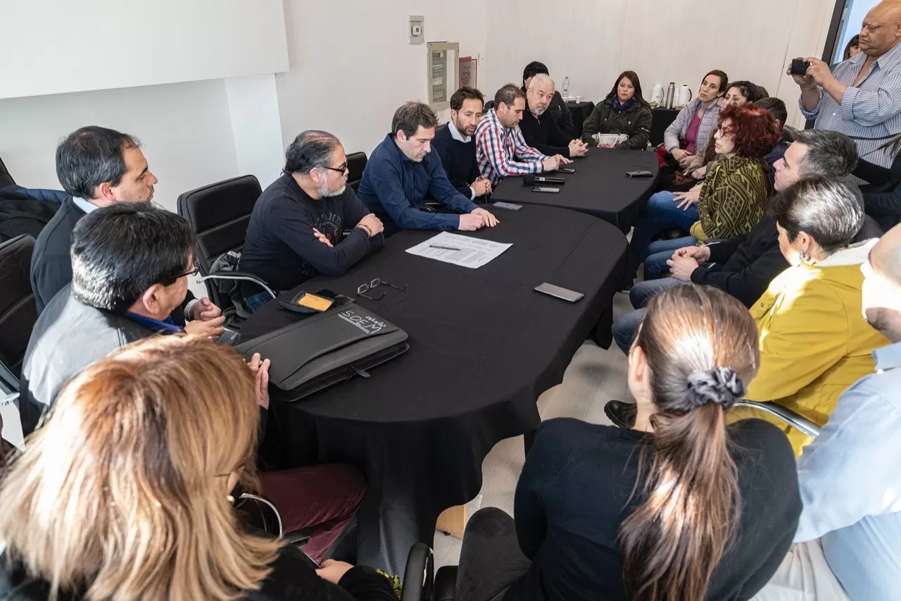 Municipio de Comodoro cerró paritaria con un incremento anual del 60% Municipio de Comodoro cerró paritaria con un incremento anual del 60%