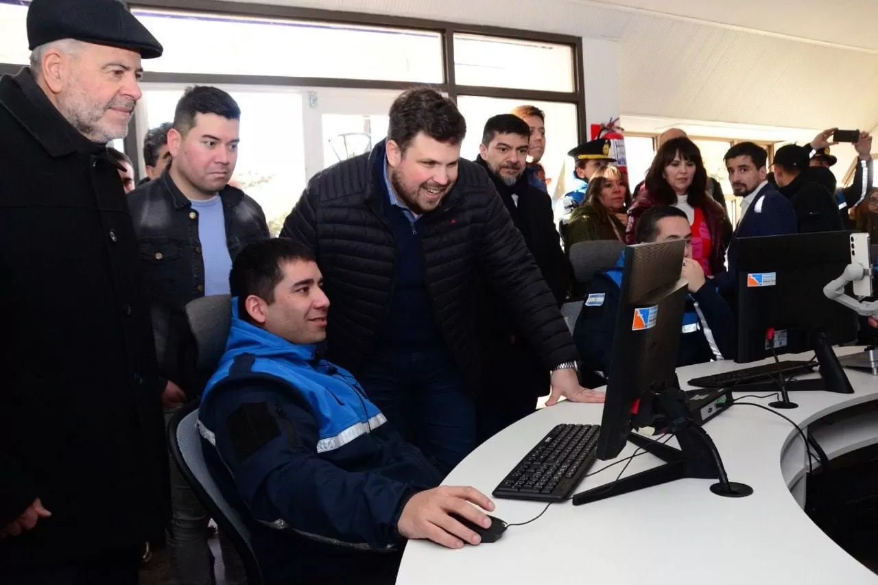 El Gobierno aportó cámaras de seguridad, móviles 0KM y nuevos centros de monitoreo