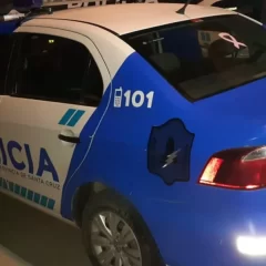 Vecinos interceptaron a un joven de 17 años que le robó un celular a una adolescente