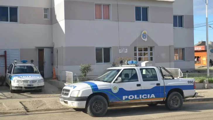 Un Niño De 3 Años No Respiraba Y Policías Le Salvaron La Vida En Un Patrullero “son Sus Héroes 2374