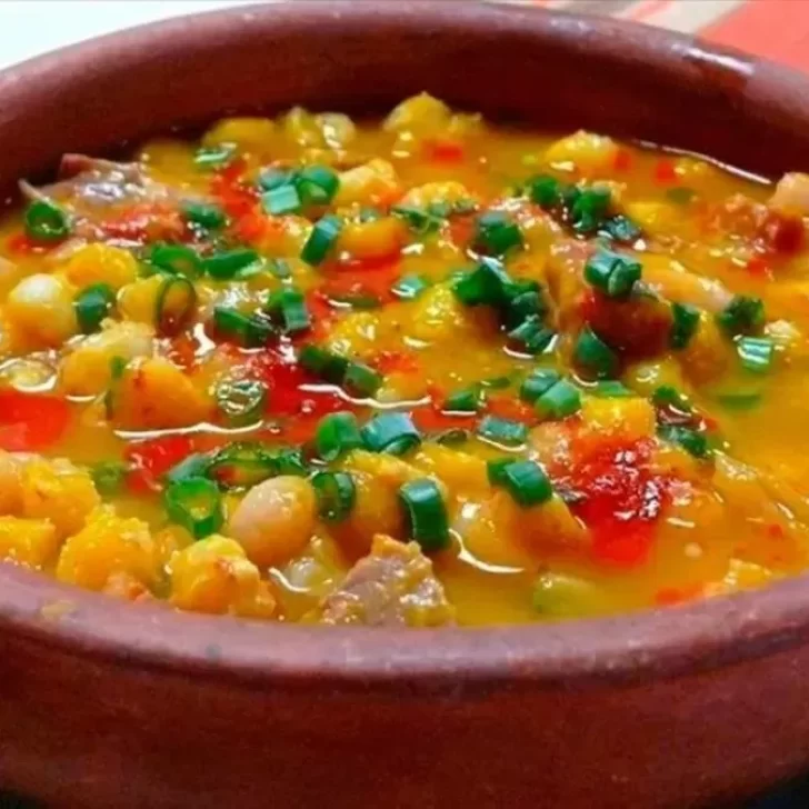 Receta de locro criollo fácil para cocinar el 9 de julio